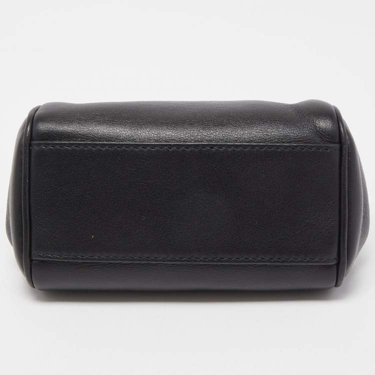مملوكة مسبقًا Dolce & Gabana Black Leather Kiss Lock Frame Chain Clutch