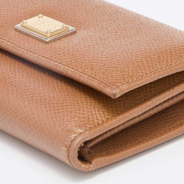 Pre Owned Dolce & Gabbana Beige Leather Trifold Wallet