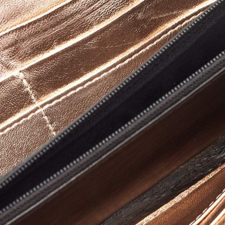 مملوكة مسبقًا Dolce & Gabbana Metallic Rose Gold Leather Zip Around Wallet