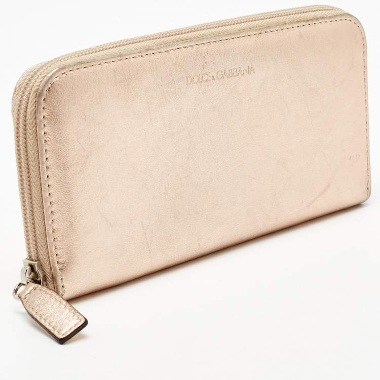 مملوكة مسبقًا Dolce & Gabbana Metallic Rose Gold Leather Zip Around Wallet