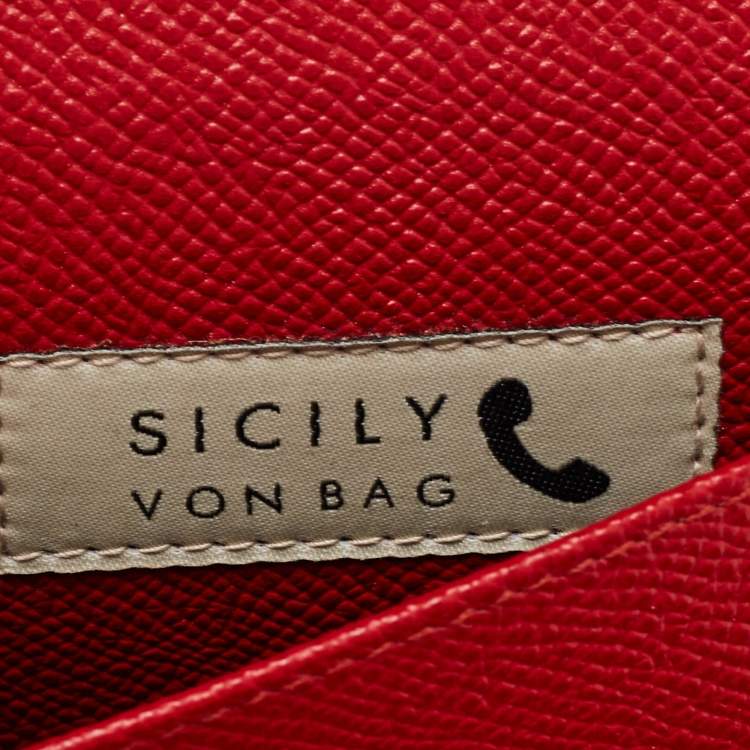 مملوكة مسبقًا Dolce & Gabbana Red/Cream Majolica Print PVC Miss Sicily Von Wallet