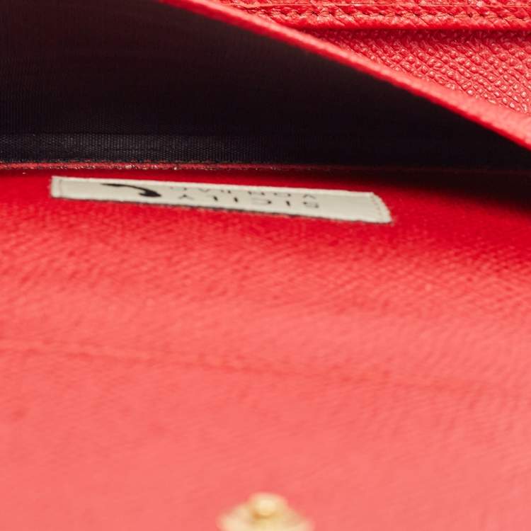 مملوكة مسبقًا Dolce & Gabbana Red/Cream Majolica Print PVC Miss Sicily Von Wallet