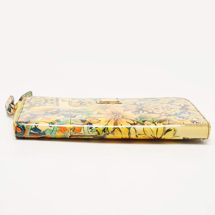 Pre Owned Dolce & Gabbana Yellow/Multicolor Floral Print Patent Leather Zip Around Pouch