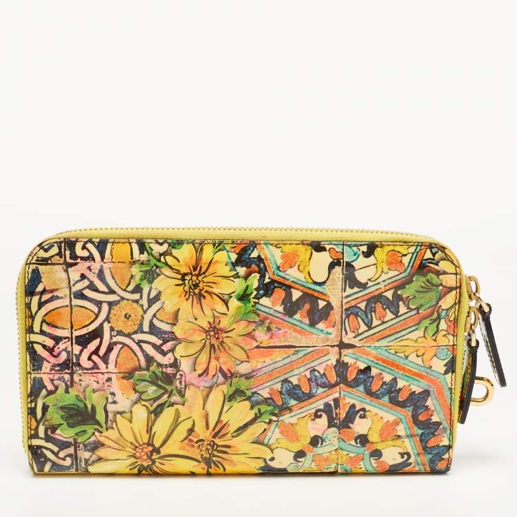 Pre Owned Dolce & Gabbana Yellow/Multicolor Floral Print Patent Leather Zip Around Pouch