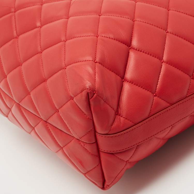 Pre Owned Dolce & Gabbana Red Quilted Leather Chain Shopper Tote