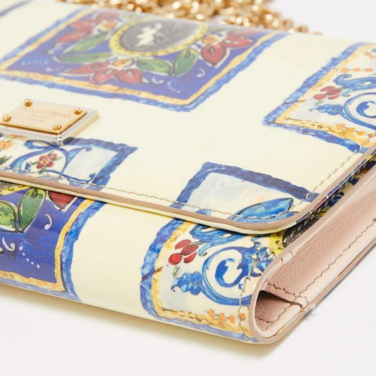 Pre Owned Dolce & Gabbana Cream/Multicolor Printed Trifold Wallet On Chain