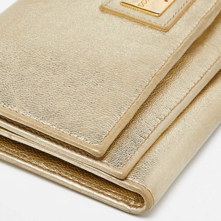 مملوكة مسبقًا Dolce & Gabbana Gold Leather Continental Wallet