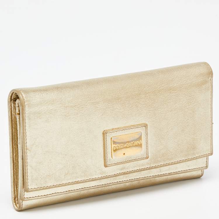 مملوكة مسبقًا Dolce & Gabbana Gold Leather Continental Wallet
