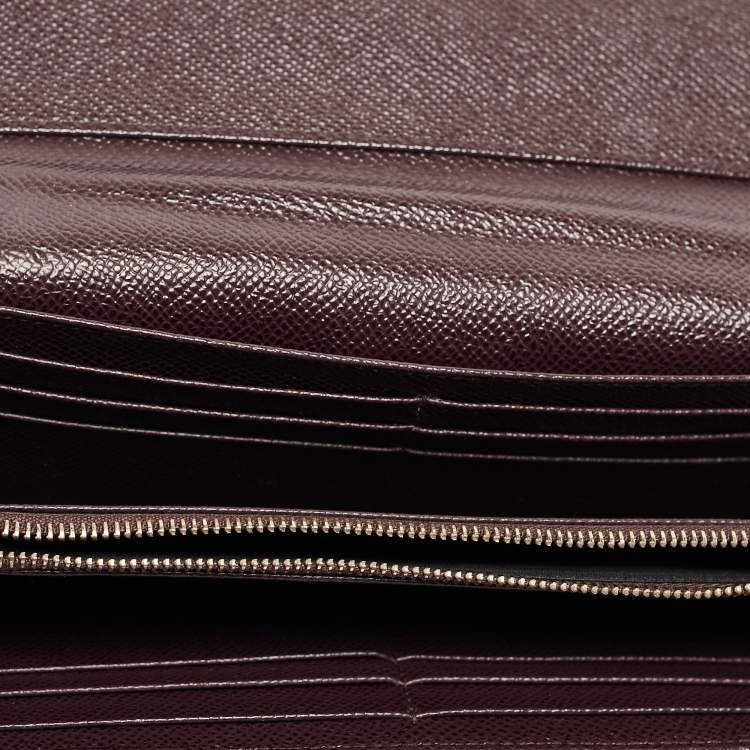 مملوكة مسبقًا Dolce & Gabbana Dark Brown Leather Dauphine Flap Continental Wallet