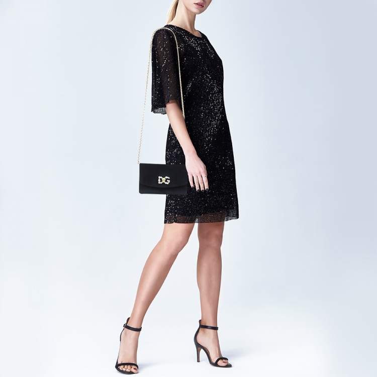 Pre Owned Dolce & Gabbana Black Velvet Crystal Logo Chain Clutch