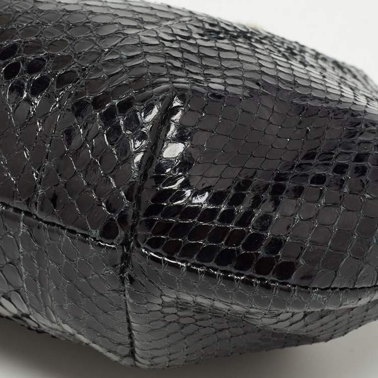 Pre Owned Dolce & Gabbana Black Snakeskin Frame Chain Clutch