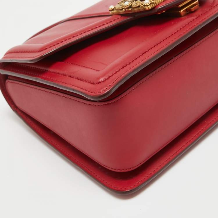 مملوكة مسبقًا Dolce & Gabbana Red Leather DG Amore Top Handle Bag