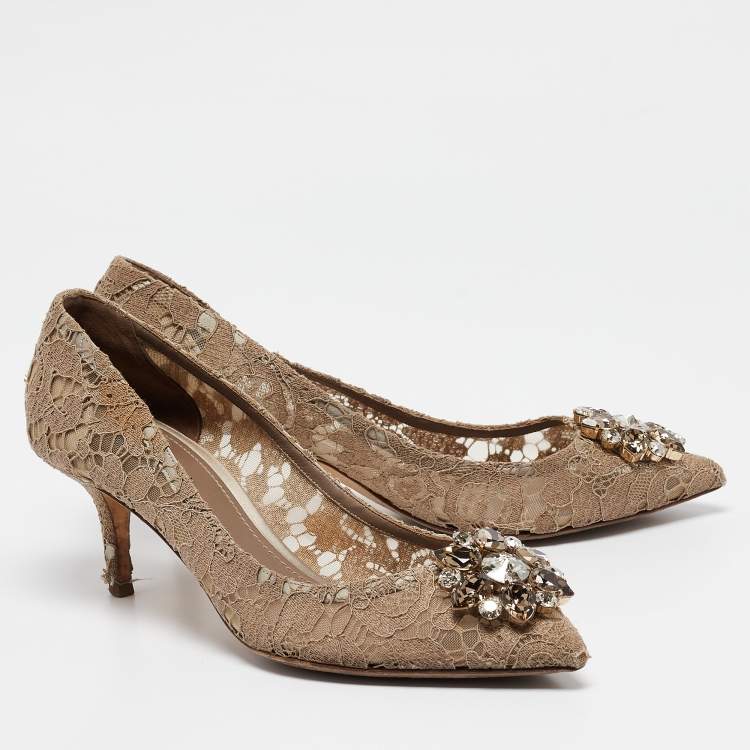 Pre Owned Dolce & Gabbana Beige Lace Bellucci Pumps Size 40.5