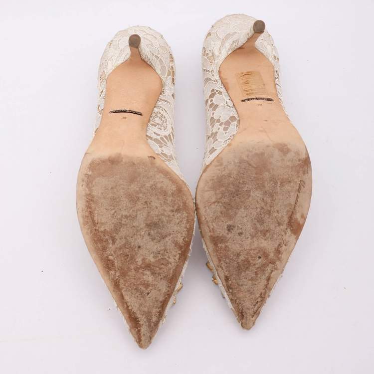 مملوكة مسبقًا Dolce & Gabbana Off White Lace Bellucci Embellished Pointed Toe Pumps Size 39