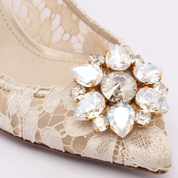 مملوكة مسبقًا Dolce & Gabbana Off White Lace Bellucci Embellished Pointed Toe Pumps Size 39