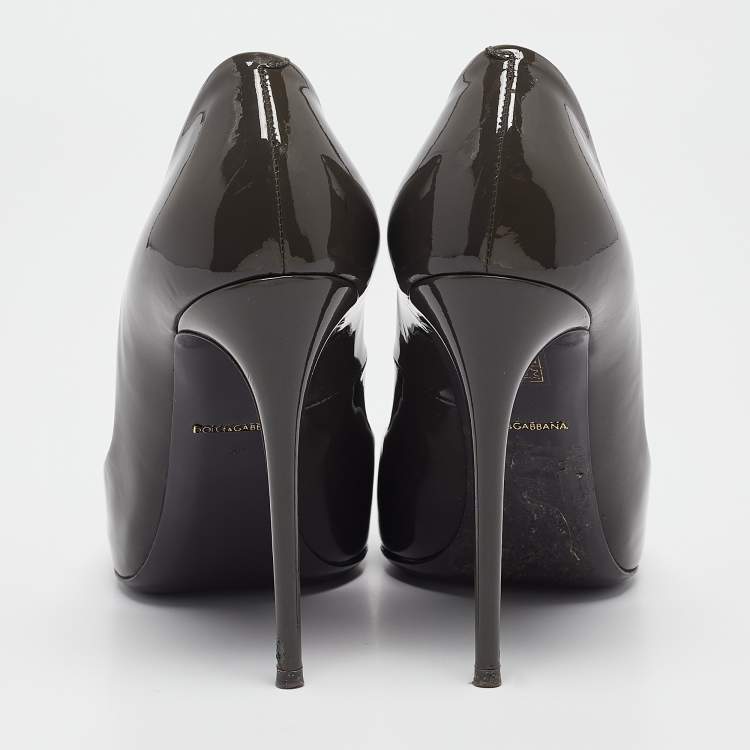 Pre Owned Dolce & Gabbana Grey Patent Leather Pointed Toe Pumps Size 36.5