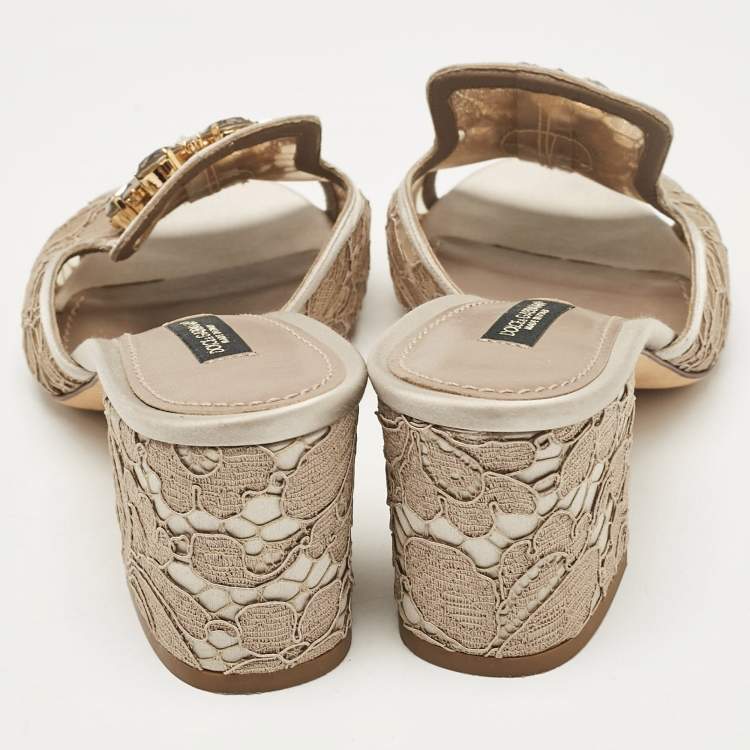 Pre Owned Dolce & Gabbana Beige/Silver Satin Sofia Slide Sandals Size 38