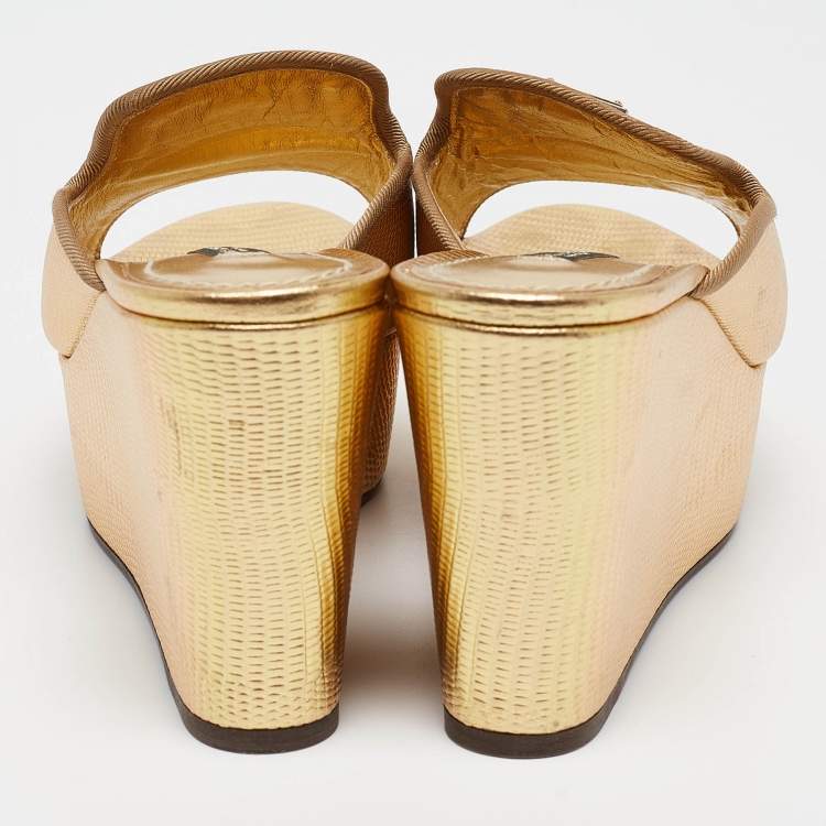 Pre Owned Dolce & Gabbana Gold Lizard Embossed Leather Wedge Sandals Size 36