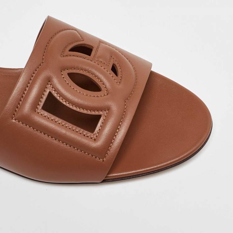 Pre Owned Dolce & Gabbana Brown Leather DG Millennials Flat Sandals Size 42