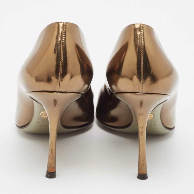 Pre Owned Dolce & Gabbana Gold Leather Peep Toe Pumps Size 38