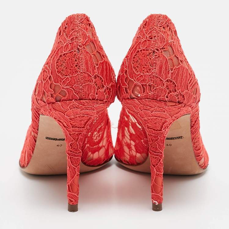 Pre Owned Dolce & Gabbana Coral Pink Lace Bellucci Pumps Size 40