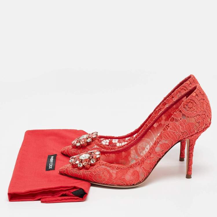 Pre Owned Dolce & Gabbana Coral Pink Lace Bellucci Pumps Size 40
