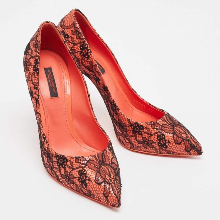Pre Owned Dolce & Gabbana Pink/Black Lace and Patent Leather Pointed Toe Pumps Size 39