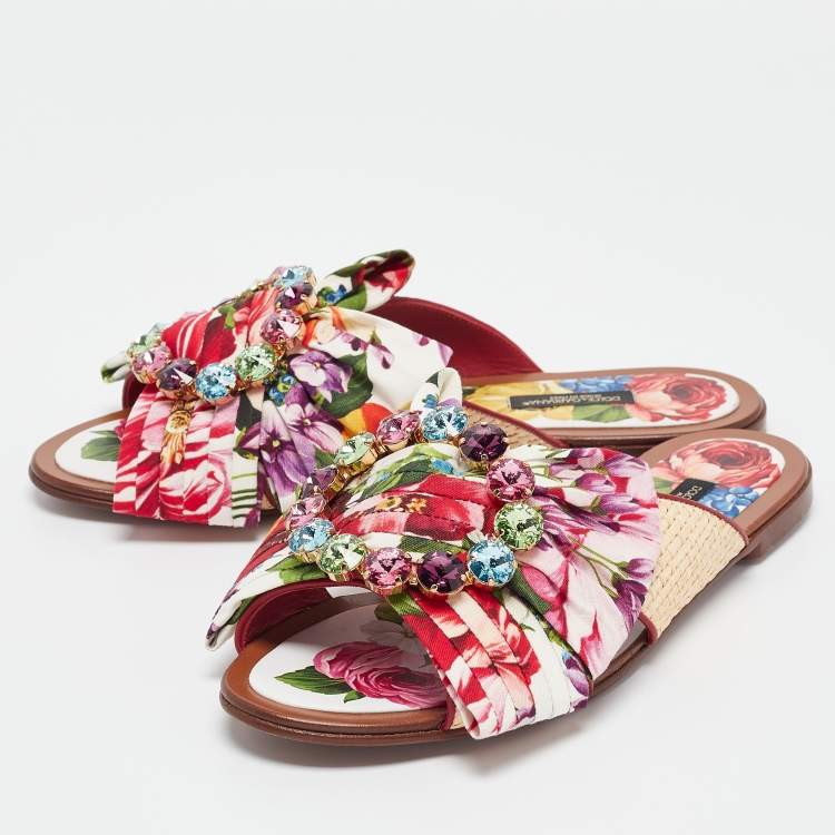 مملوكة مسبقًا Dolce & Gabbana Multicolor Floral Print Canvas and Raffia Crystal Embellished Flat Slides Size 39