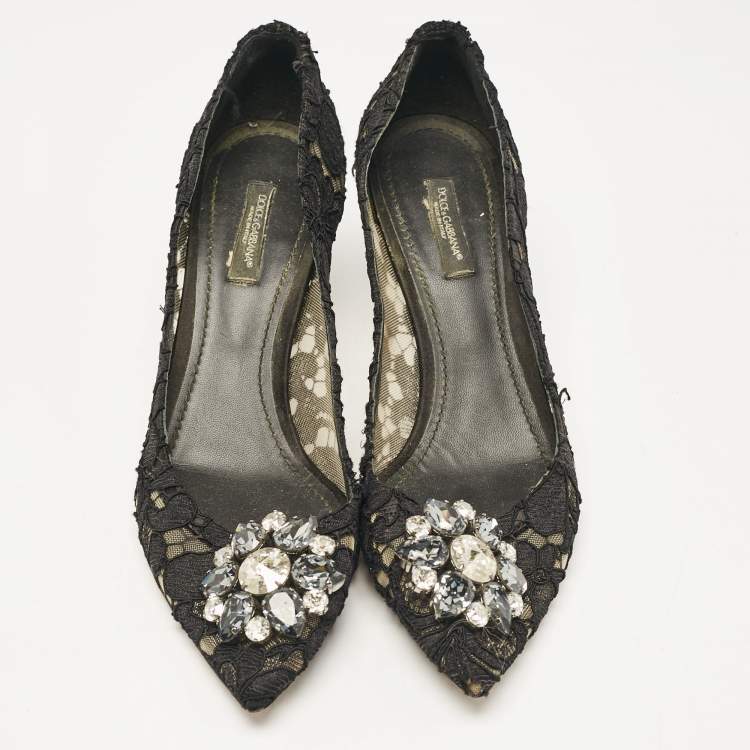 Pre Owned Dolce & Gabbana Black Lace Bellucci Pumps Size 38.5