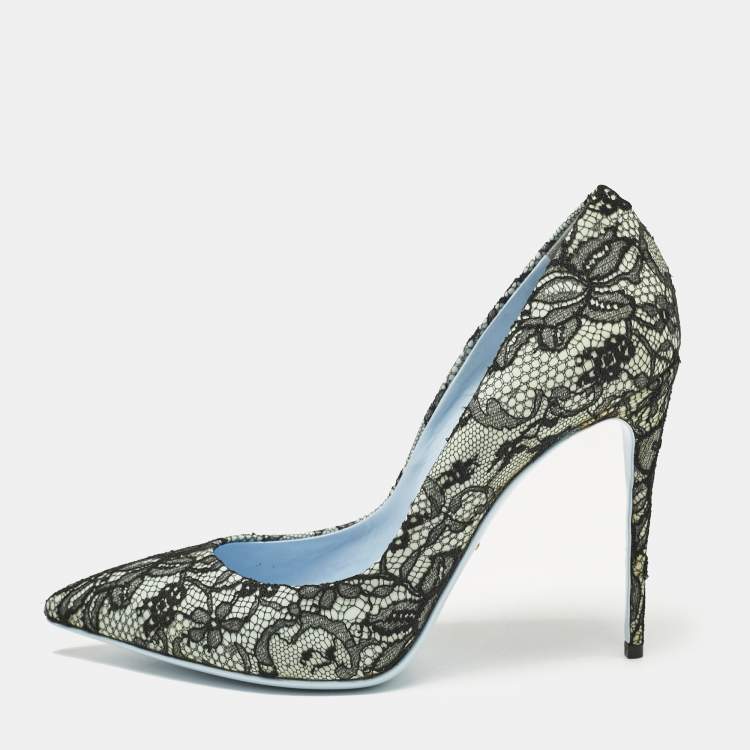 Pre Owned Dolce & Gabbana Black/Blue Lace and Patent Leather Pointed Toe Pumps Size 39