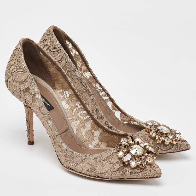 Pre Owned Dolce & Gabbana Beige Lace Bellucci Crystal Embellishment Pumps Size 39.5