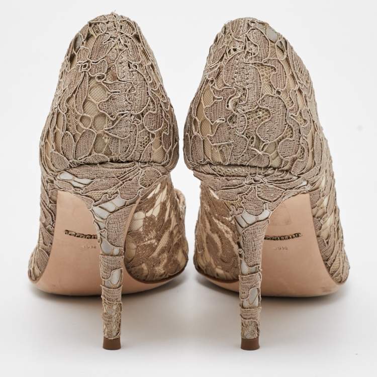 Pre Owned Dolce & Gabbana Beige Lace Bellucci Crystal Embellishment Pumps Size 39.5