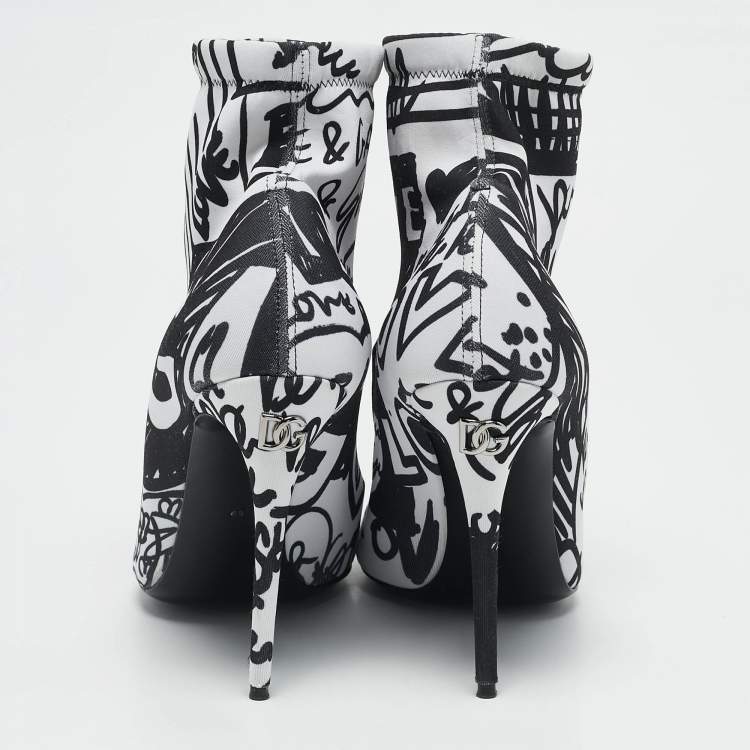 Pre Owned Dolce & Gabbana Black/White Stretch Knit Graffiti Sock Ankle Length Boots Size 39