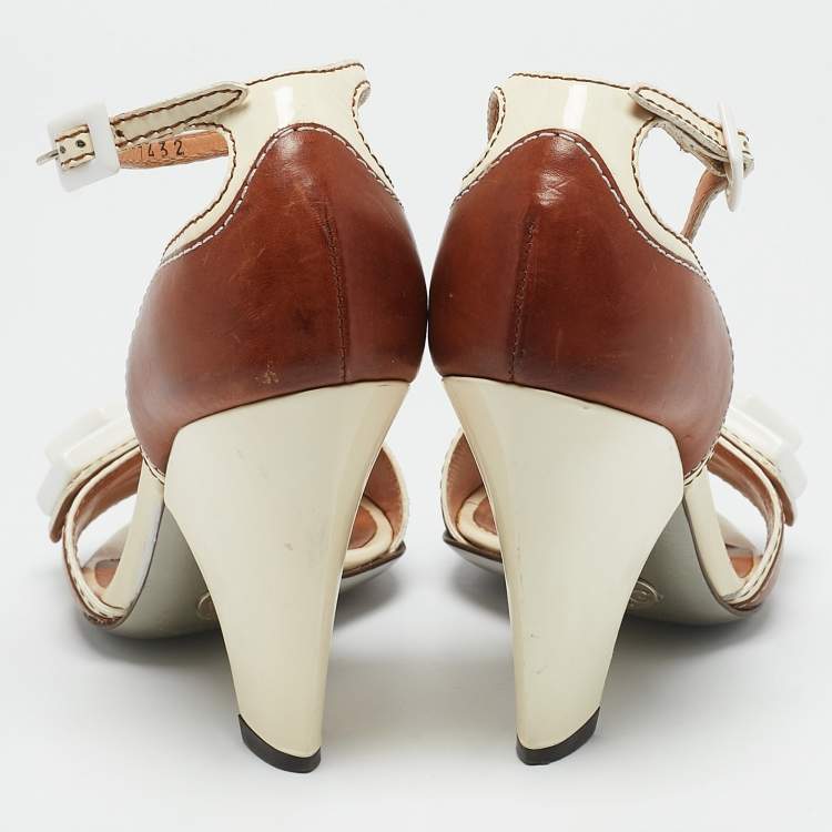 Pre Owned Dolce & Gabbana Brown/Cream Leather Vintage Ankle Strap Sandals Size 37.5