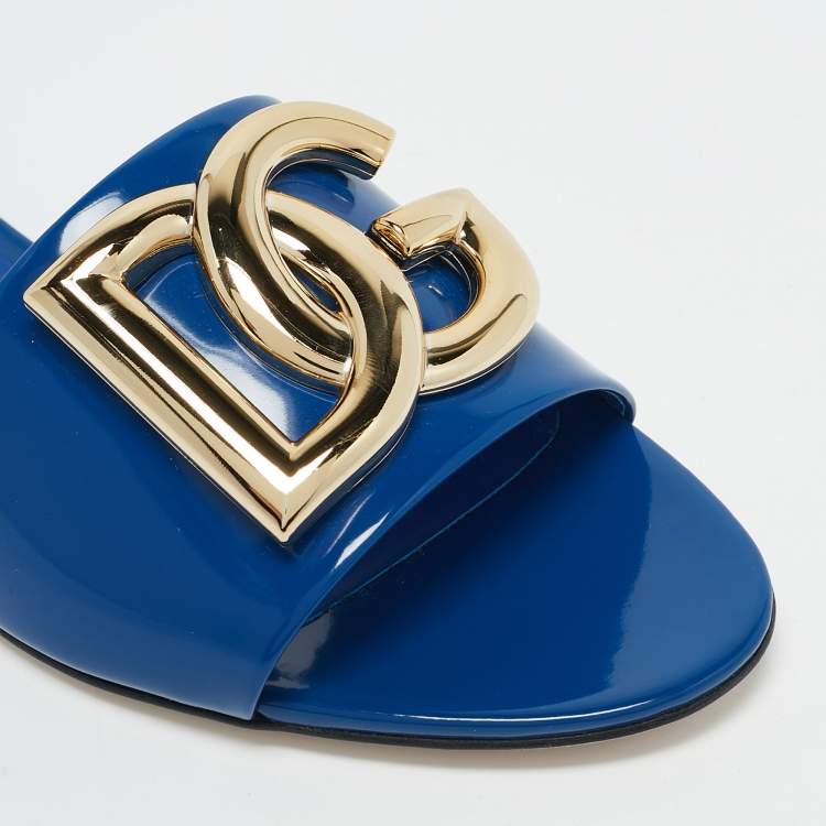 Pre Owned Dolce & Gabbana Blue Patent Leather DG Bianca Flat Slide Sandals Size 39