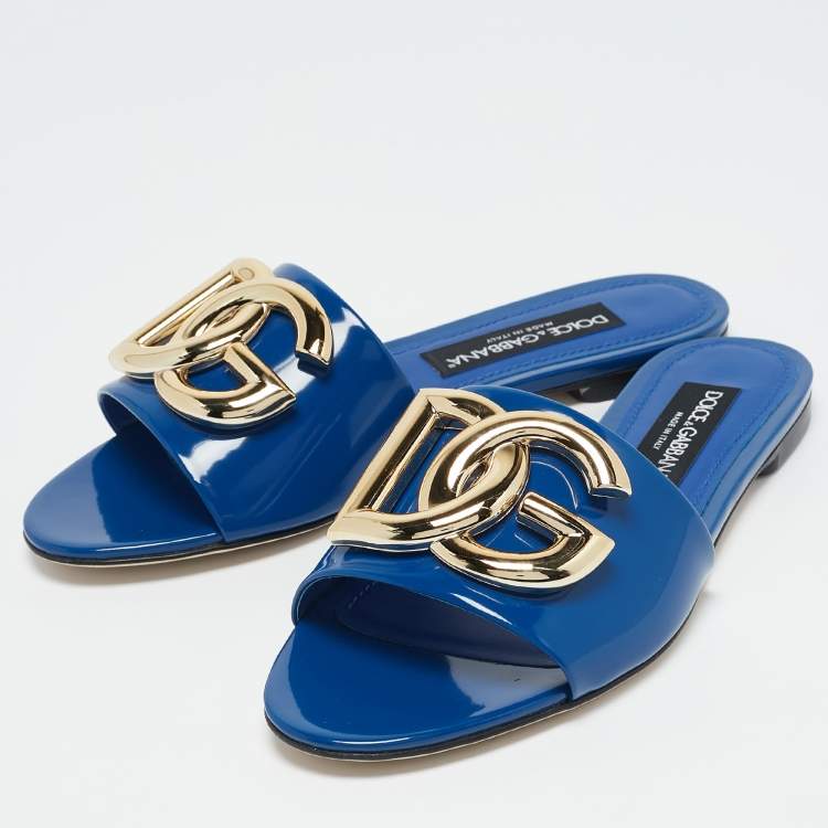 Pre Owned Dolce & Gabbana Blue Patent Leather DG Bianca Flat Slide Sandals Size 39