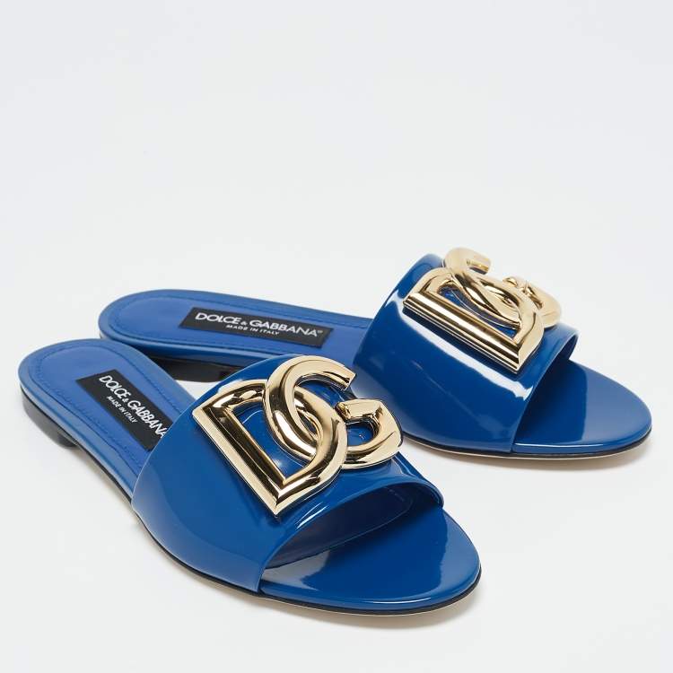Pre Owned Dolce & Gabbana Blue Patent Leather DG Bianca Flat Slide Sandals Size 39