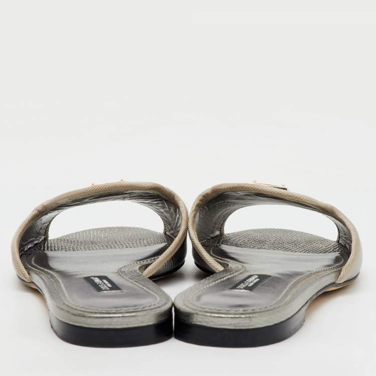 Pre Owned Dolce & Gabbana Silver Iguana Laminated Leather Flat Slide Sandals Size 36.5