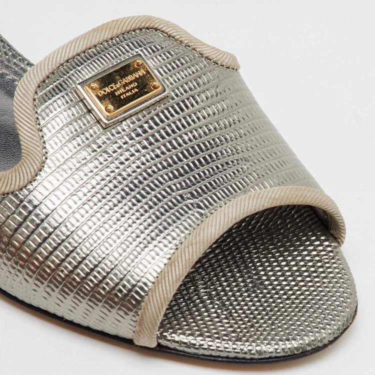 Pre Owned Dolce & Gabbana Silver Iguana Laminated Leather Flat Slide Sandals Size 36.5