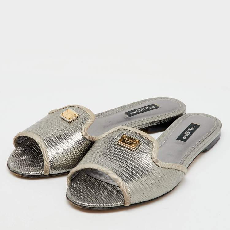 Pre Owned Dolce & Gabbana Silver Iguana Laminated Leather Flat Slide Sandals Size 36.5