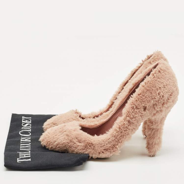 Pre Owned Dolce & Gabbana Old Rose Faux Fur Pumps Size 37.5