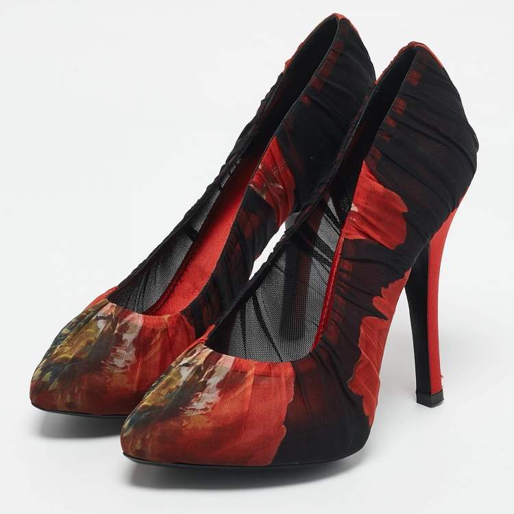 Pre Owned Dolce & Gabbana Red Floral Pleated Fabric Pumps Size 38