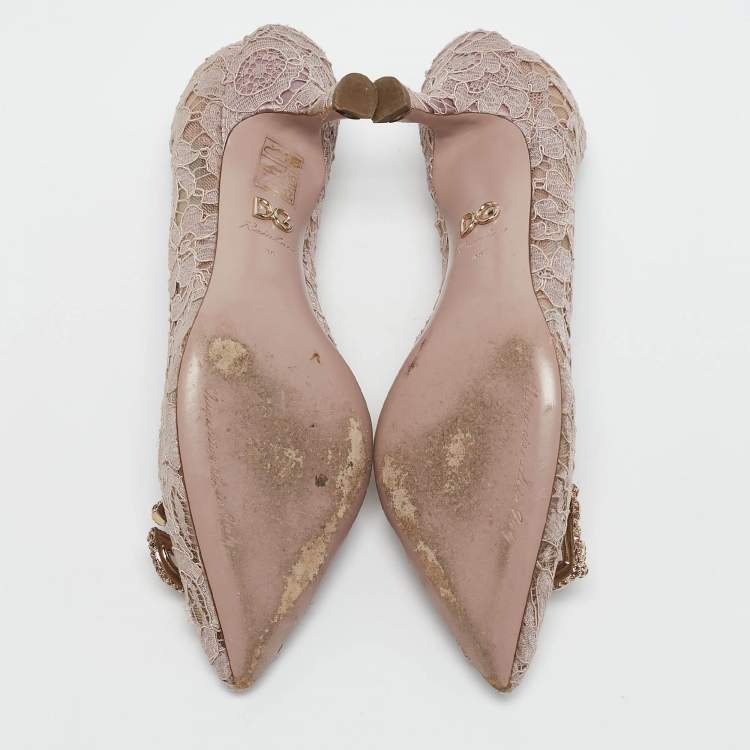 Pre Owned Dolce & Gabbana Lilac Lace Brooch Detail Rainbow Pumps Size 36
