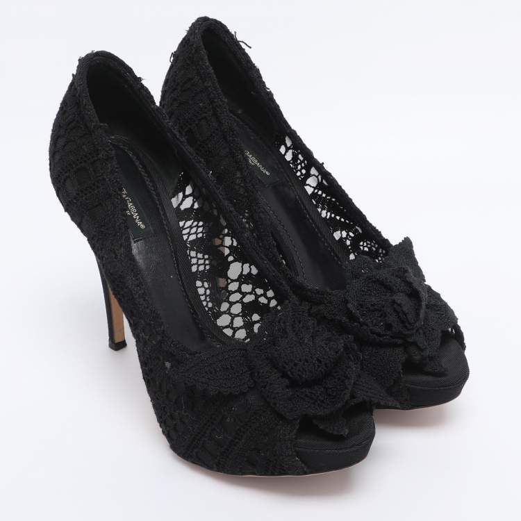Pre Owned Dolce & Gabbana Black Lace Flower Lace Embellished Platform Pumps Size 38
