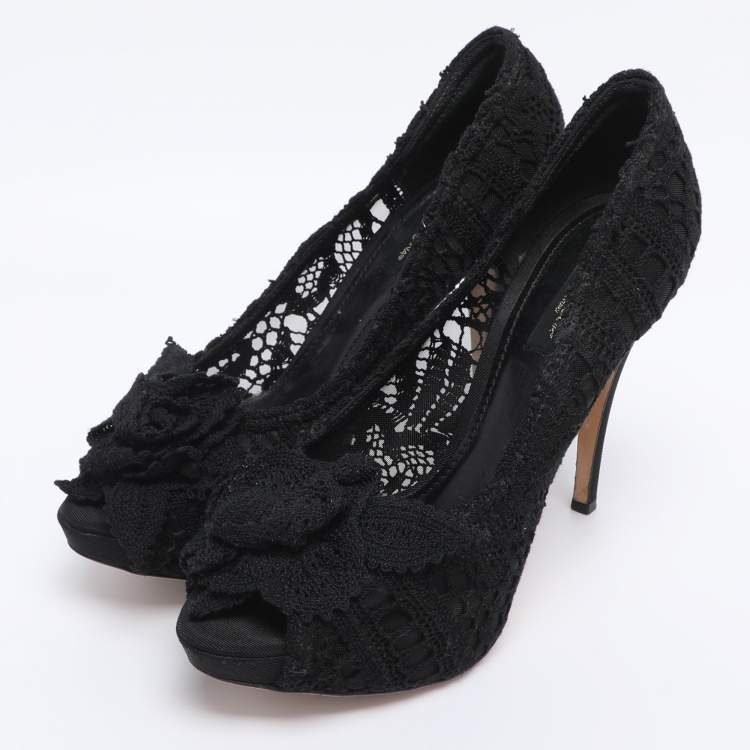 Pre Owned Dolce & Gabbana Black Lace Flower Lace Embellished Platform Pumps Size 38