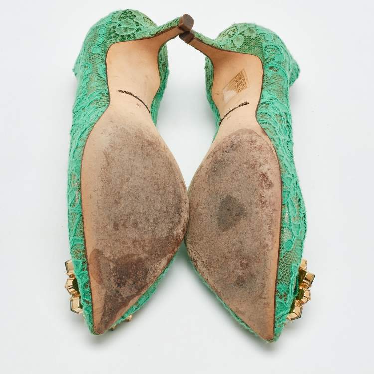 Pre Owned Dolce & Gabbana Green Lace Bellucci Crystal Embellishment Pumps Size 37