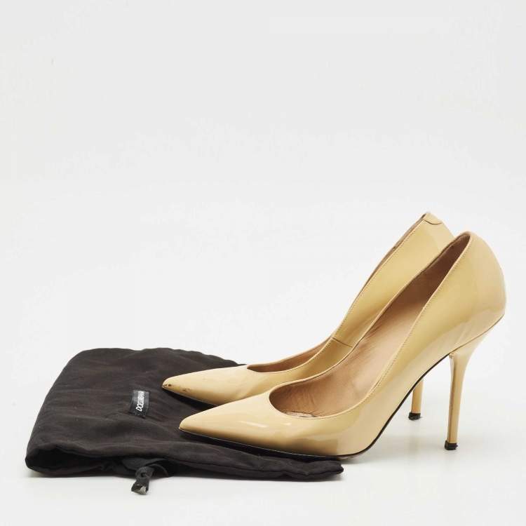 Pre Owned Dolce & Gabbana Beige Patent Leather Pointed Toe Pumps Size 40