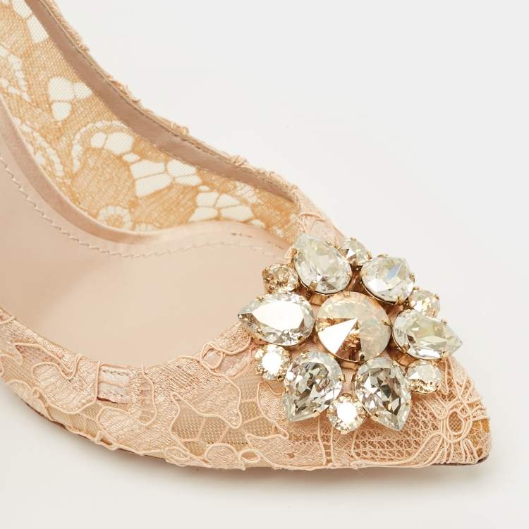 Pre Owned Dolce & Gabbana Cream Lace Bellucci Embellished Pointed Toe Pumps Size 36.5