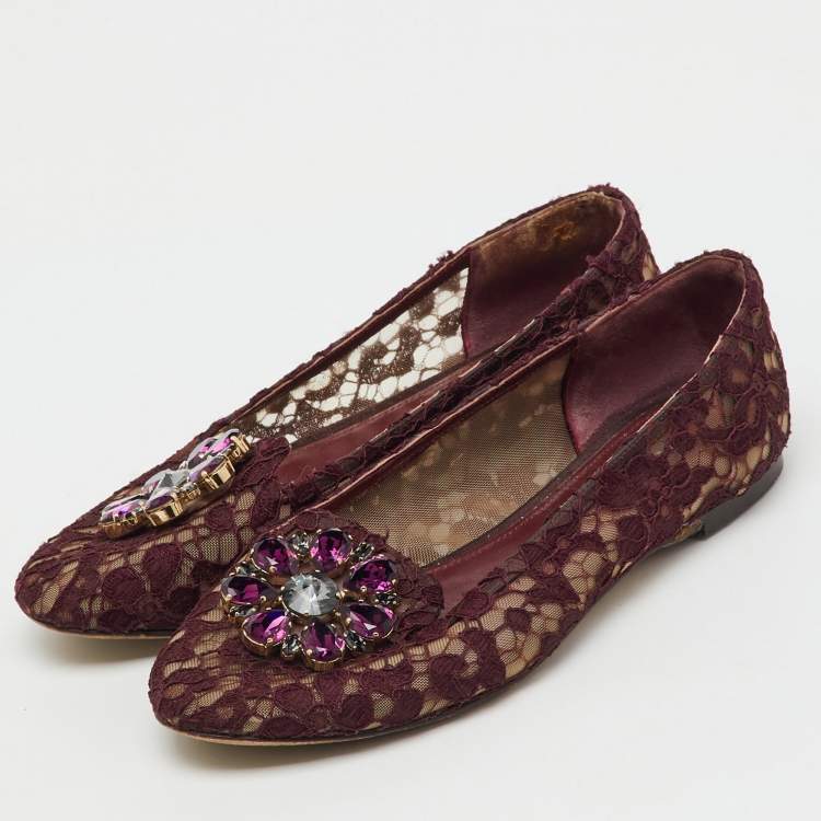 Pre Owned Dolce & Gabbana Burgundy Lace Crystal Embellished Taormina Ballet Flats Size 39