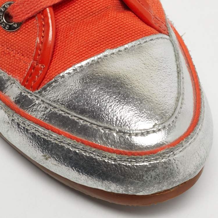 Pre Owned Dolce & Gabbana Orange/Sliver Leather and Canvas Lace Up Low Top Sneakers Size 37